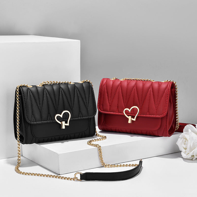 Mini Heart Padlock Metal Chain Shoulder Bag