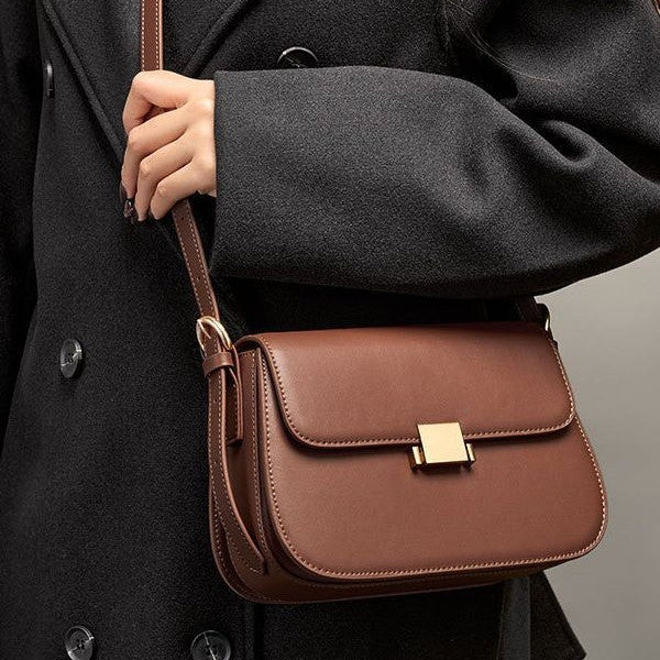 Sac Bandoulière En Cuir Tofu À Silhouette Arrondie
